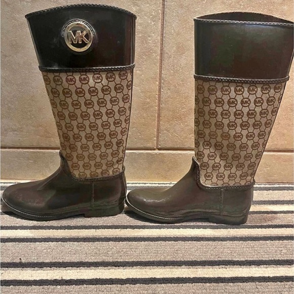 Bottes Micheal kors Size 10 - Picture 2 of 5